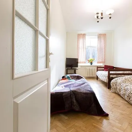 Bright Apartment Near Bus Statioon Талин Екстериор снимка