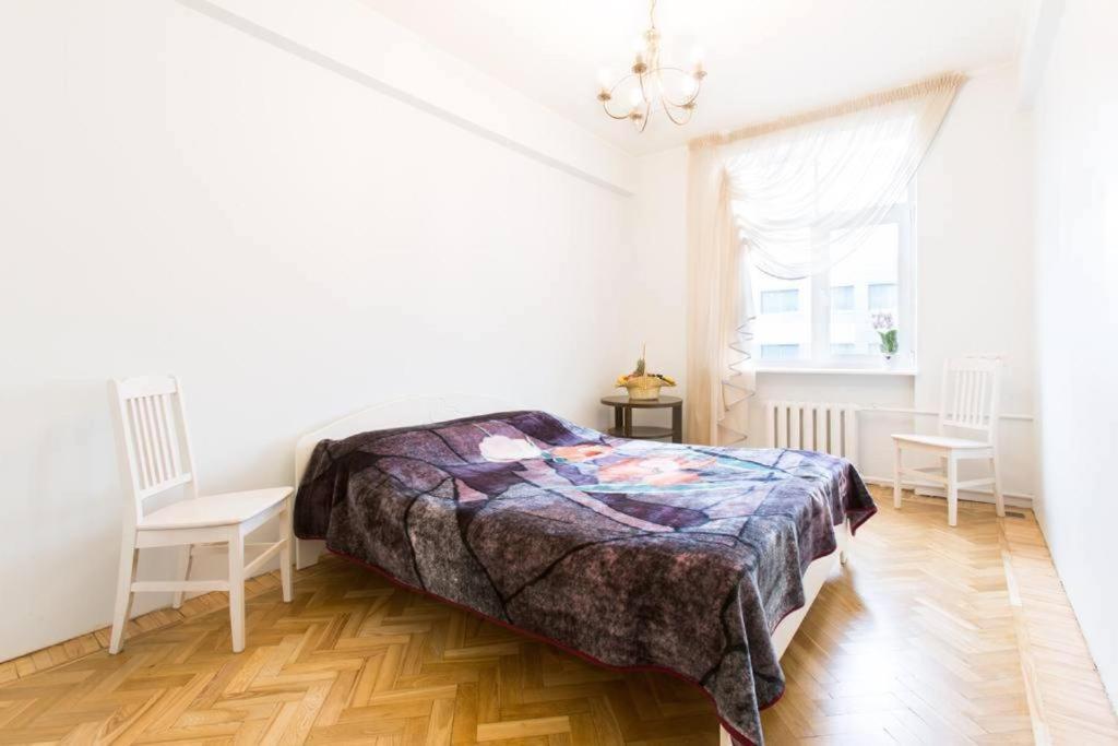 Appartement Bright Near Bus Statioon